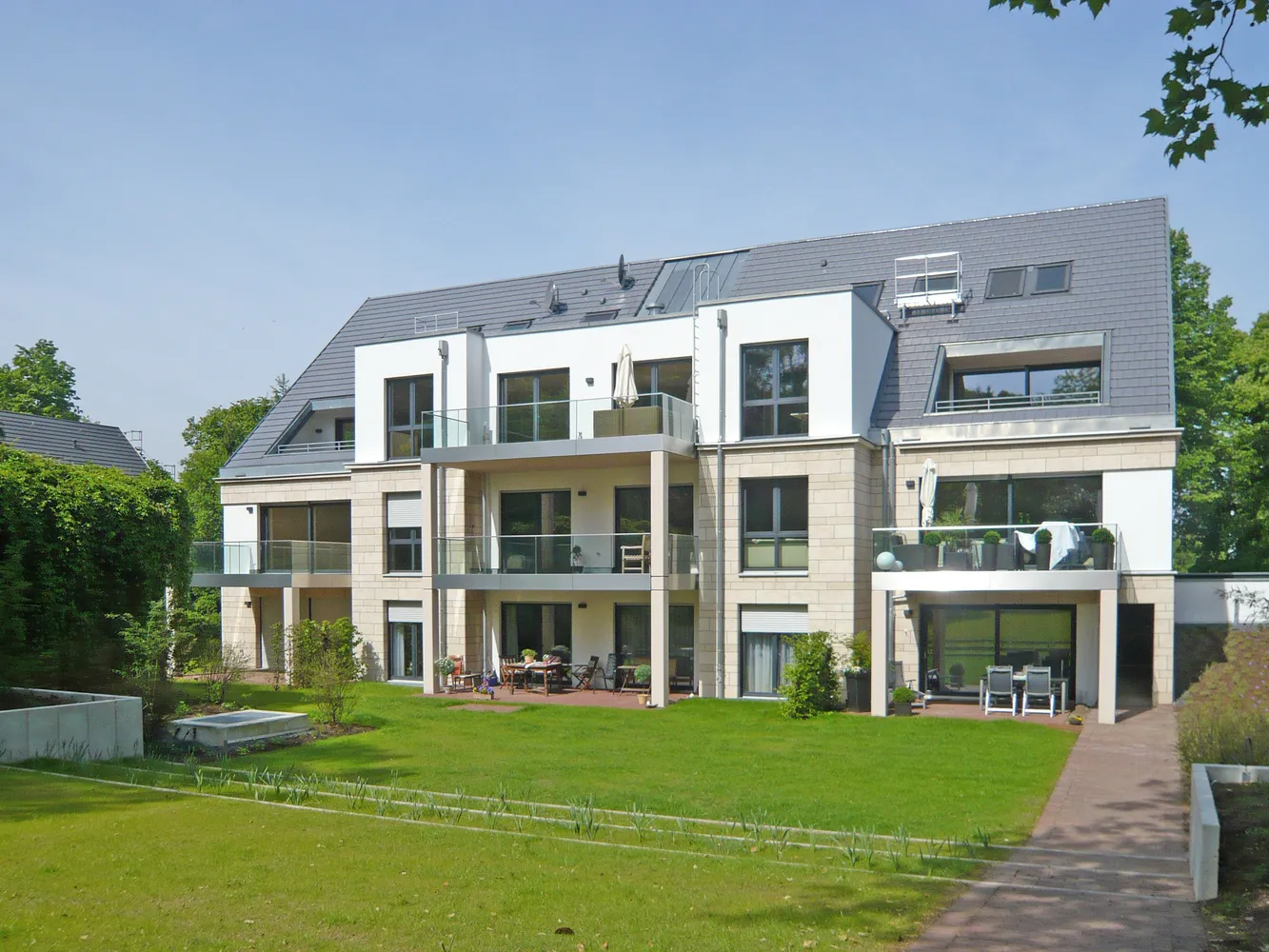 3 room apartment with 99 m² in Düsseldorf – Photo 3