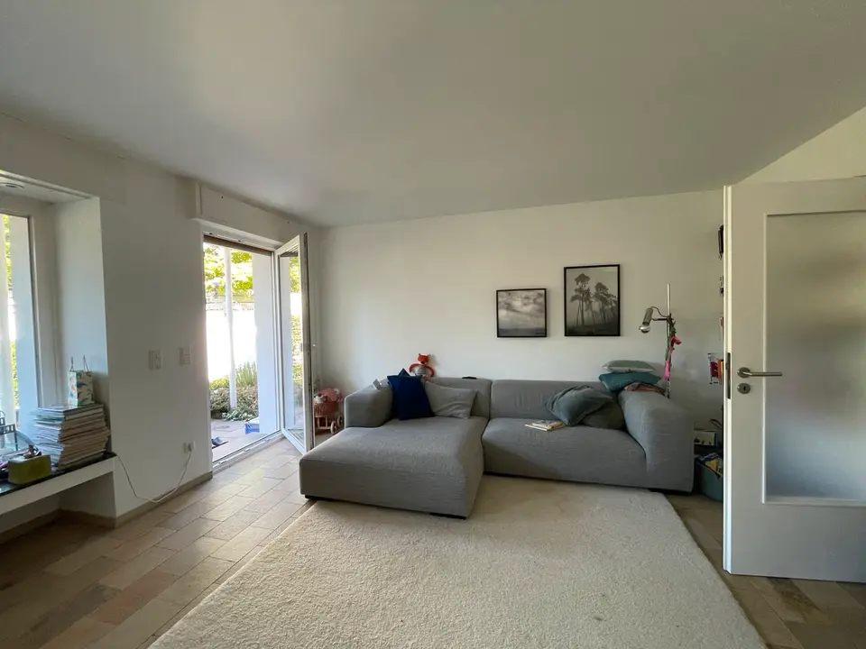 WG-Zimmer mit 130 m² in Ratingen – Bild 1