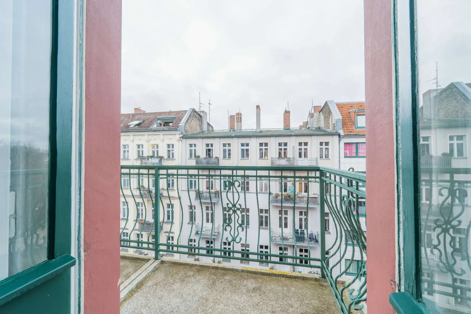 2 Zimmer Wohnung mit 75 m² in Berlin – Bild 6