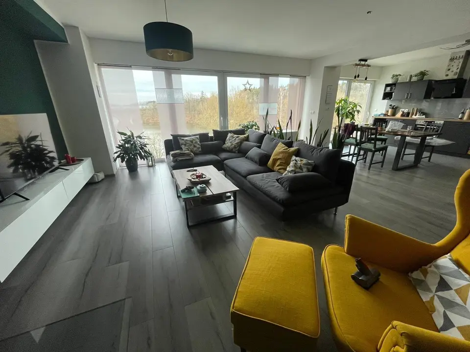 5 Zimmer Wohnung mit 138 m² in Schwarzenberg – Bild 2