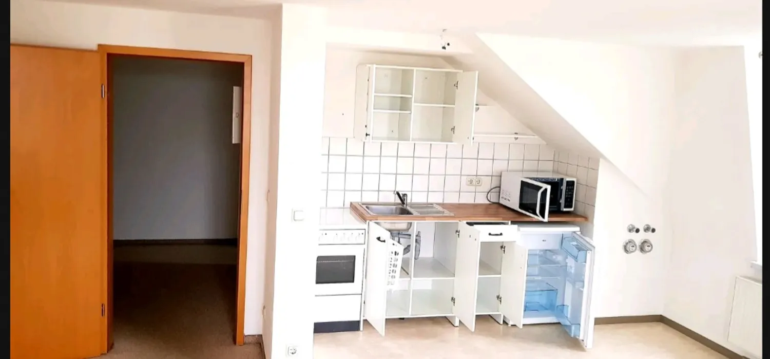 1 room apartment with 38 m² in Chemnitz – Photo 6
