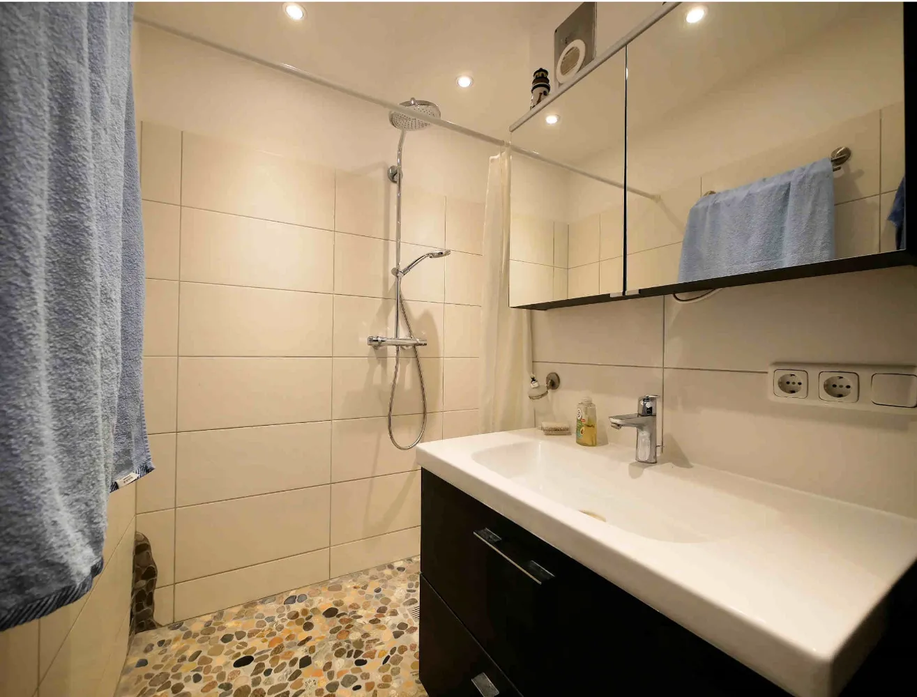 3 Zimmer Wohnung mit 79 m² in Wiesbaden – Bild 2