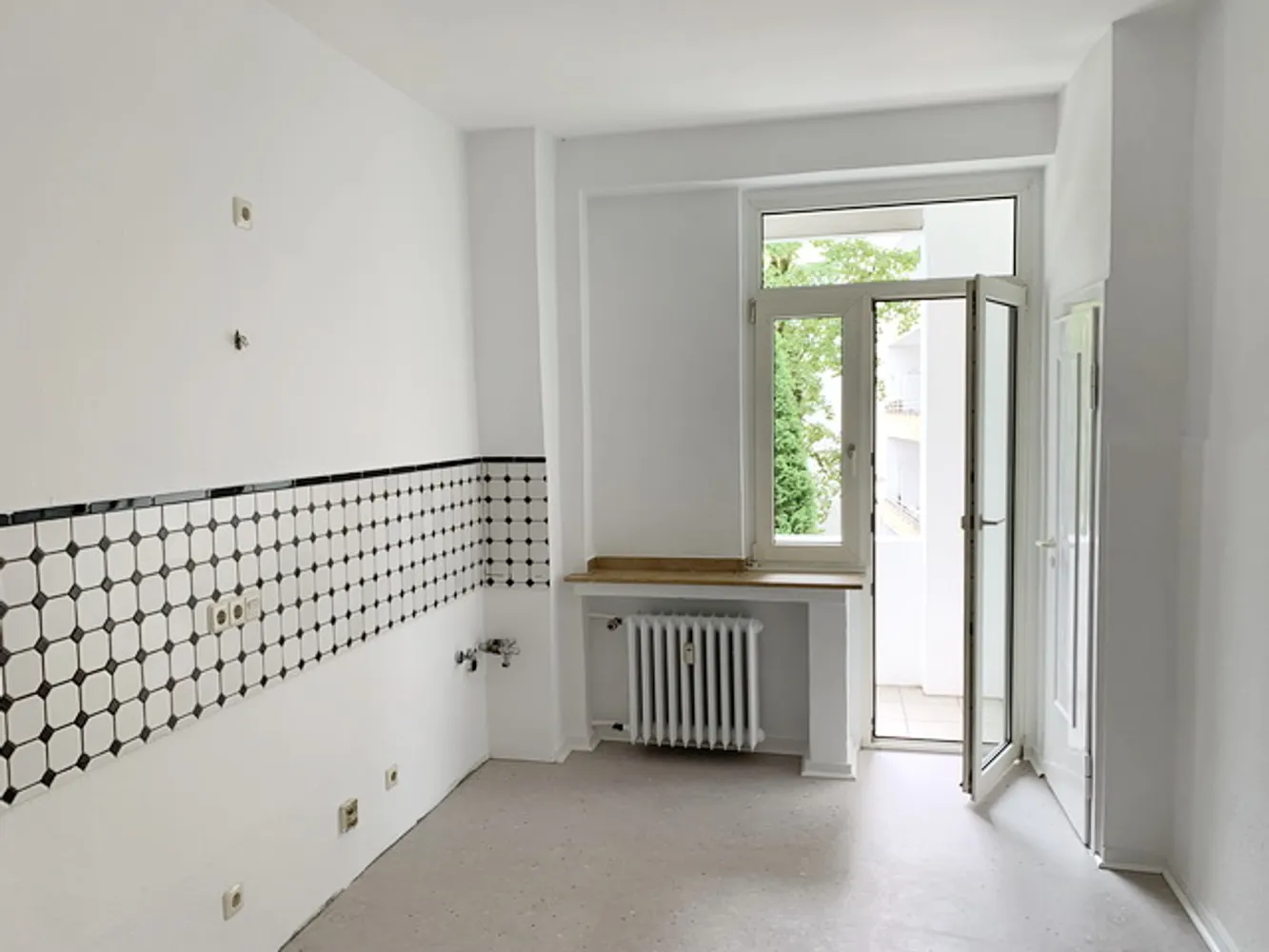 4 Zimmer Wohnung mit 102 m² in Düsseldorf – Bild 2