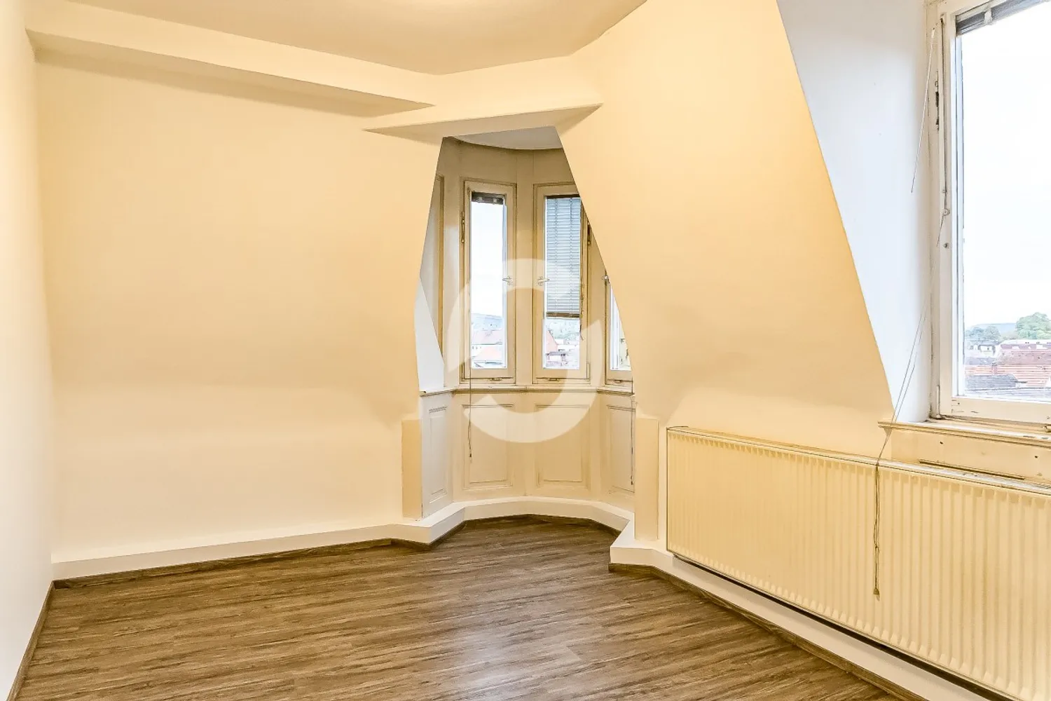 7 Zimmer Wohnung mit 150 m² in Stuttgart – Bild 9