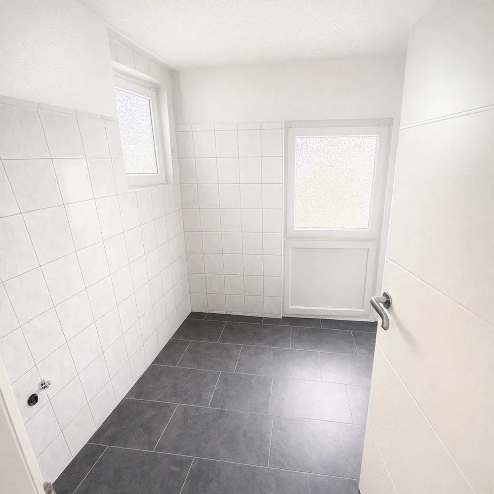 6 Zimmer Wohnung mit 137 m² in Krefeld – Bild 4