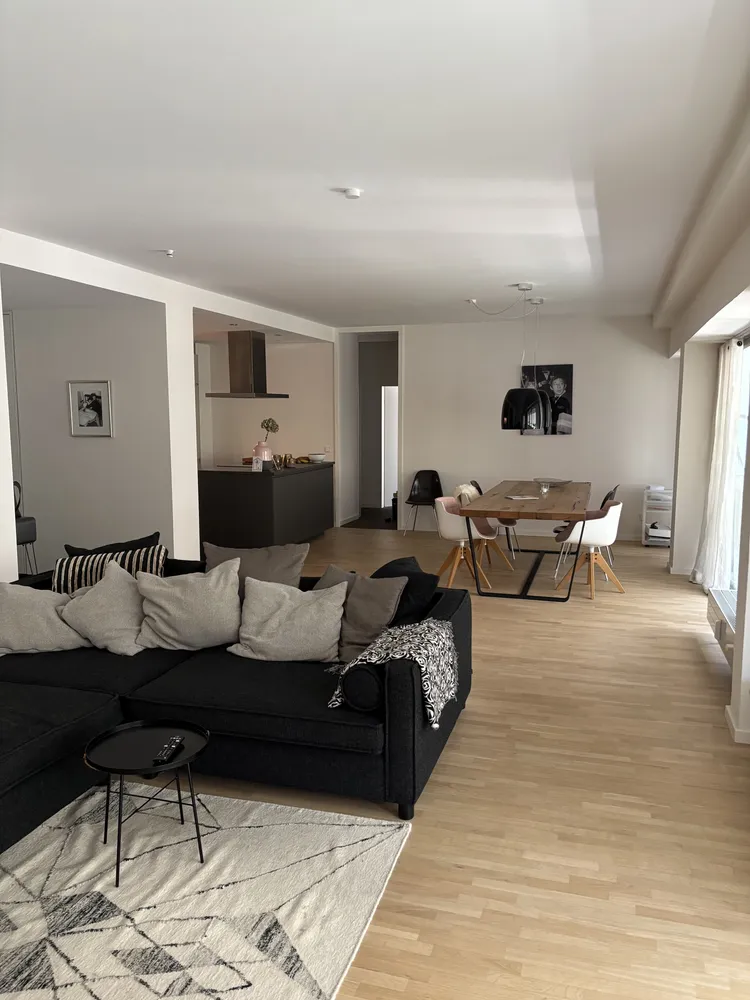 3 Zimmer Wohnung mit 135 m² in Krefeld – Bild 1