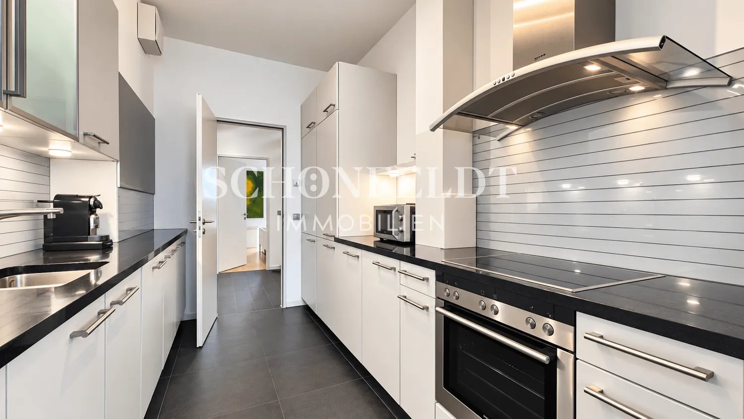 4 Zimmer Wohnung mit 141 m² in Hamburg – Bild 8