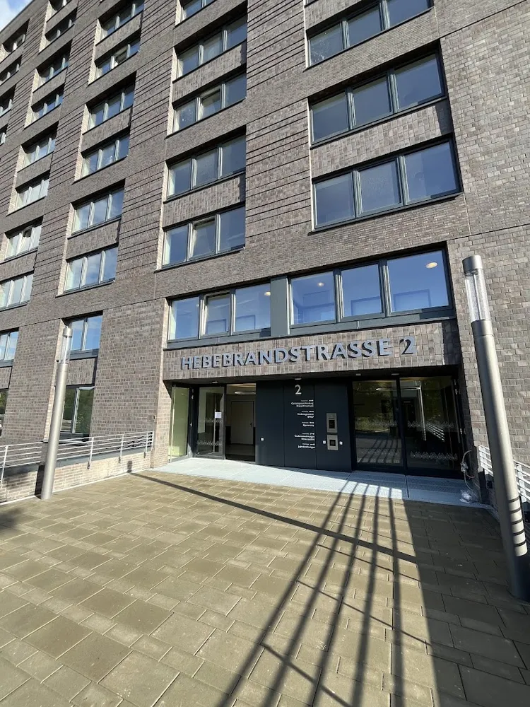 4 Zimmer Wohnung mit 107 m² in Hamburg – Bild 2