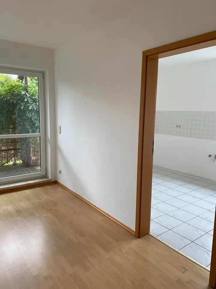 2 Zimmer Wohnung mit 78 m² in Altenburg – Bild 2