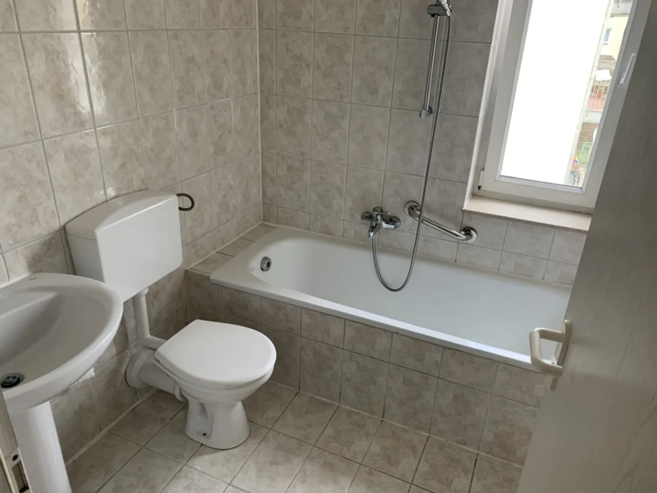 2 Zimmer Wohnung mit 42 m² in Zwickau – Bild 6