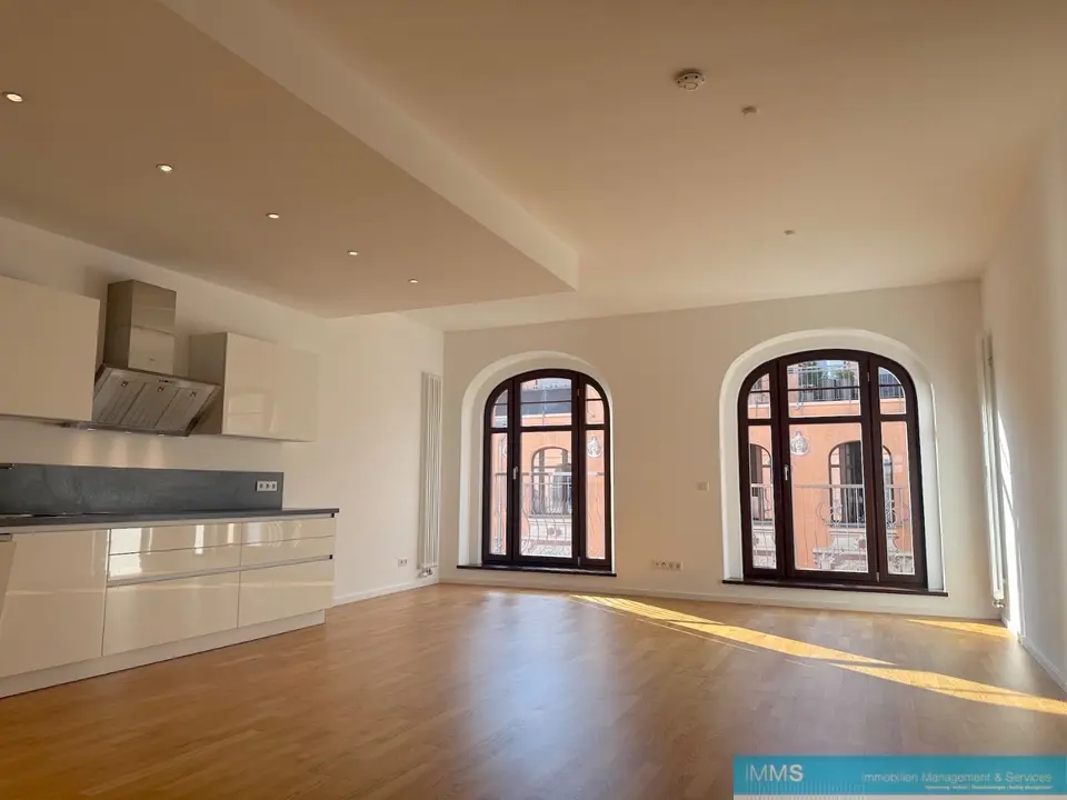 2 Zimmer Wohnung mit 92 m² in Berlin – Bild 1