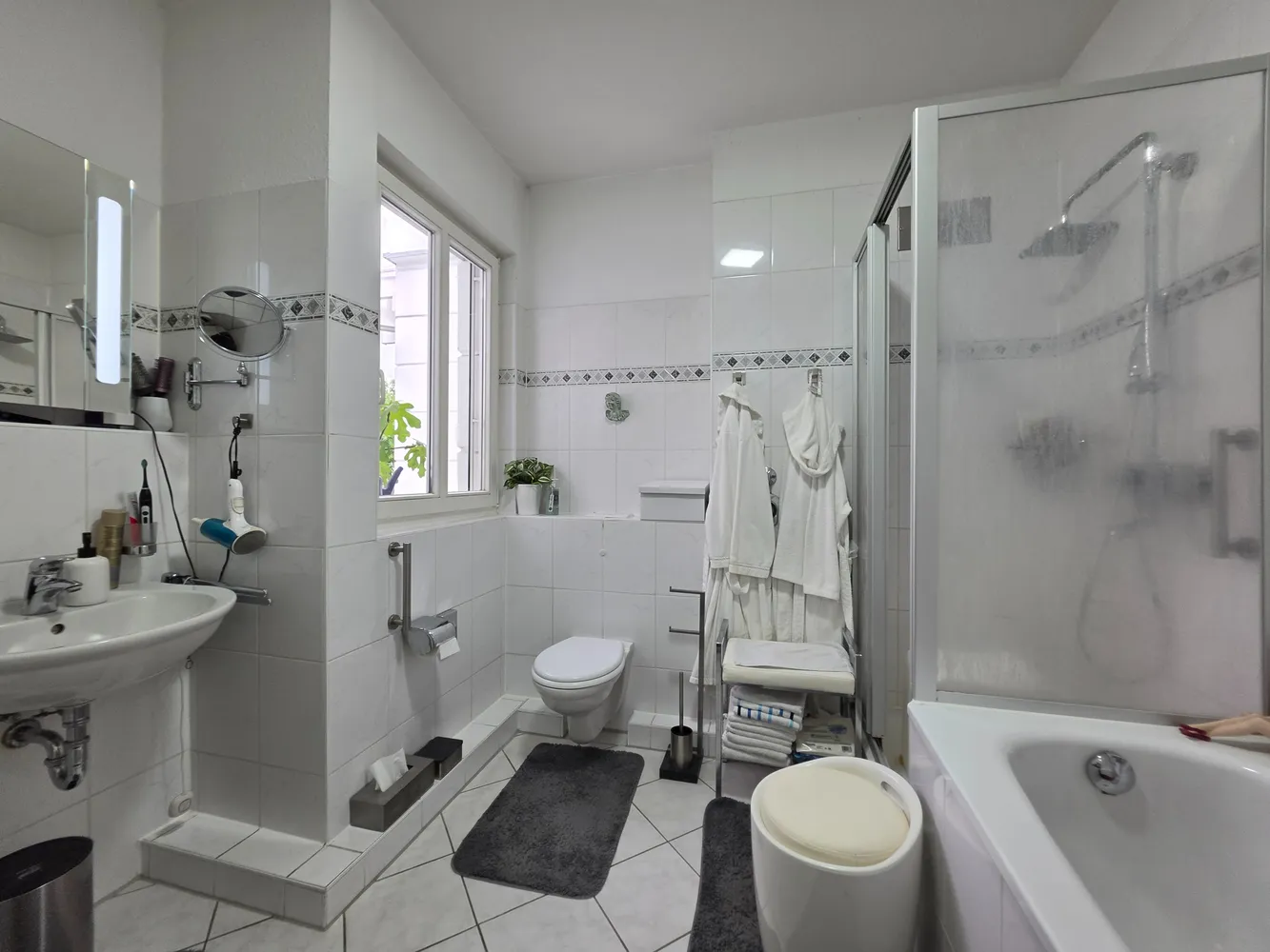 3 Zimmer Wohnung mit 125 m² in Langenfeld – Bild 12