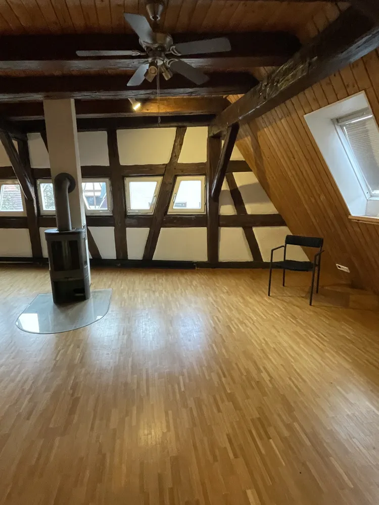 6 room house with 222 m² in Herrenberg – Photo 1