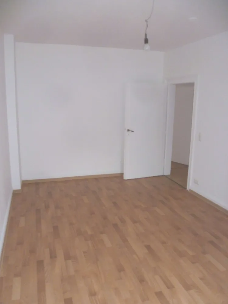3 Zimmer Wohnung mit 87 m² in Wiesbaden – Bild 5