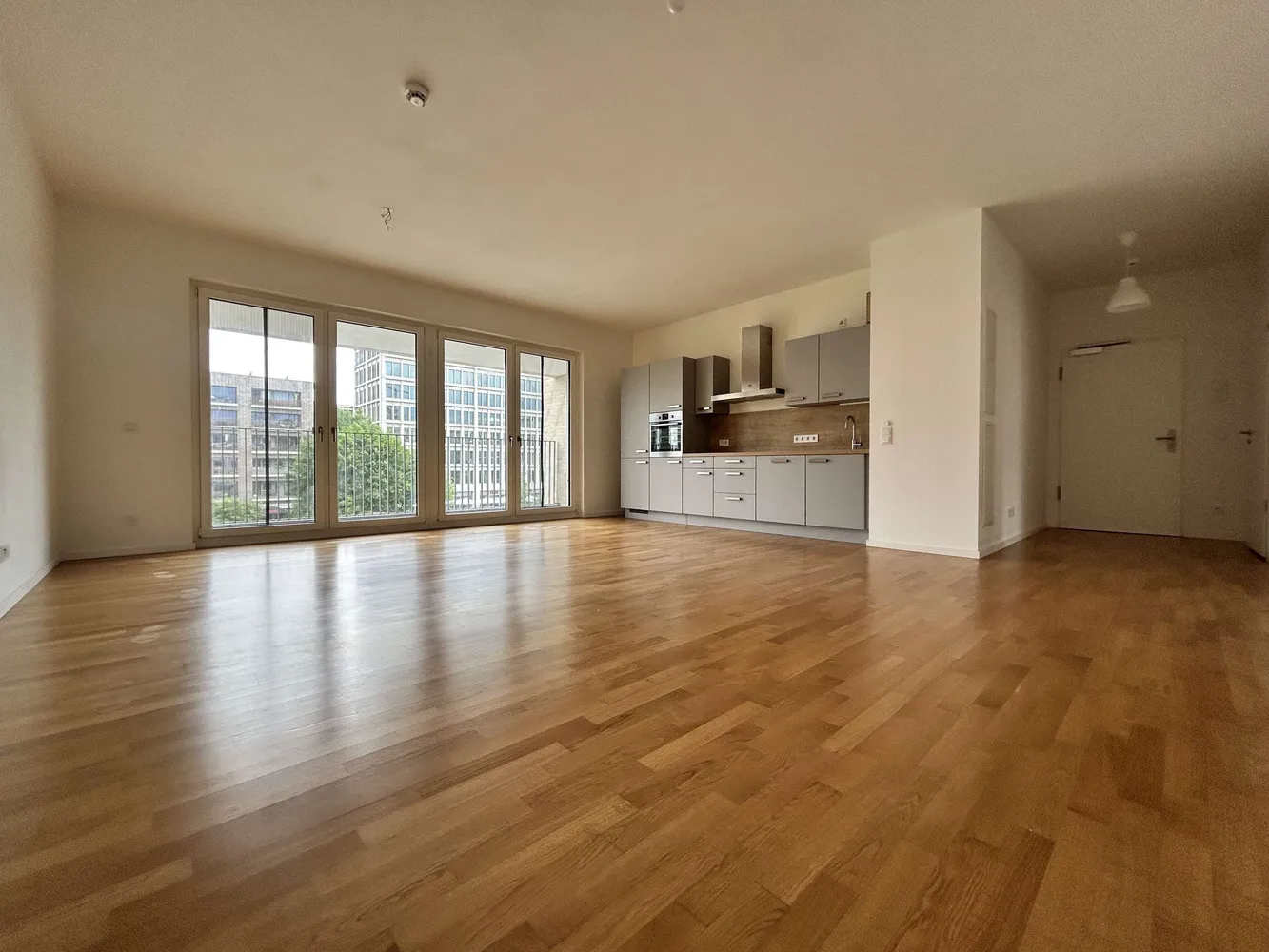 3 Zimmer Wohnung mit 95 m² in Berlin – Bild 1