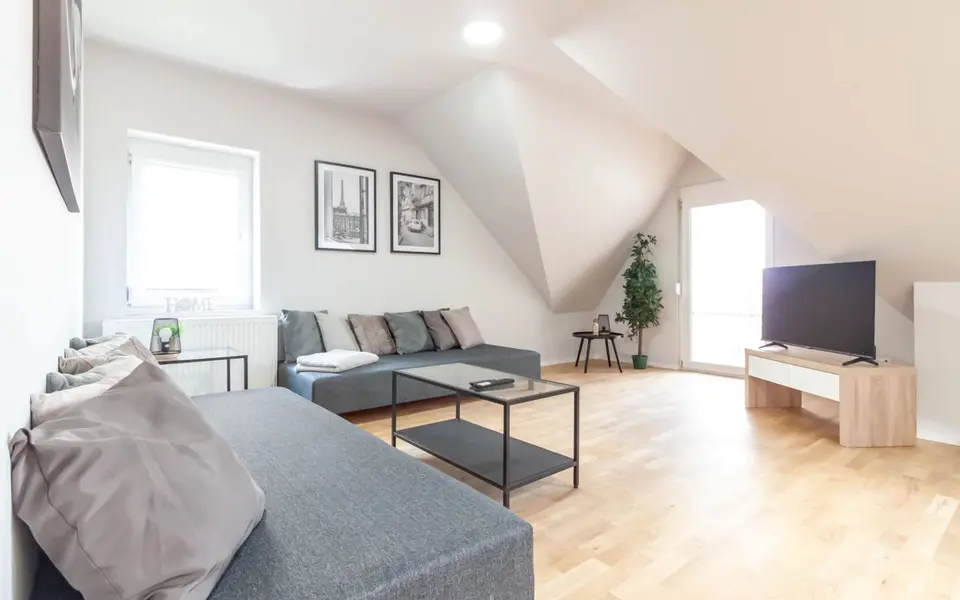 WG-Zimmer mit 86 m² in Metzingen – Bild 1