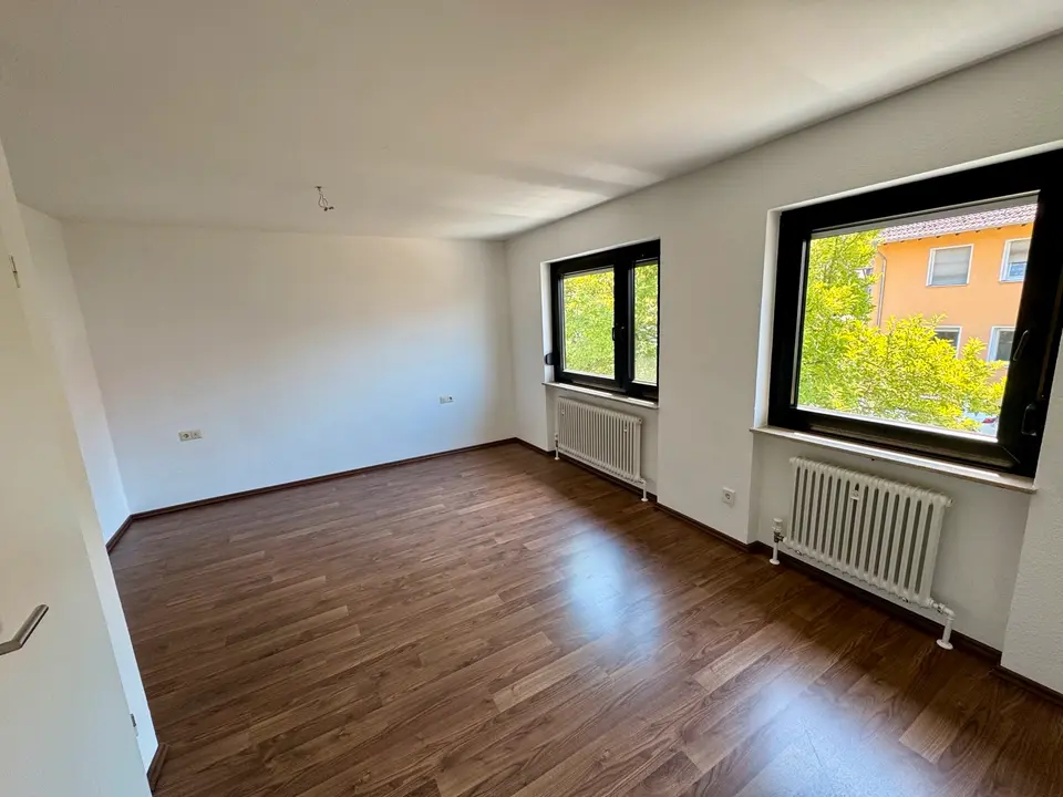 4 Zimmer Haus mit 139 m² in Nürnberg – Bild 2