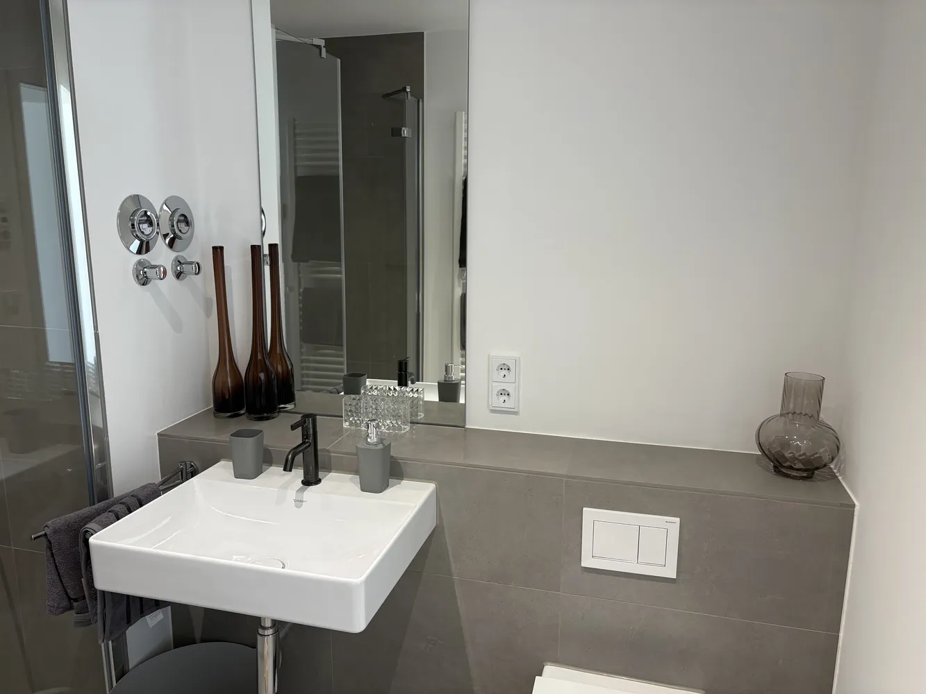 2 Zimmer Wohnung mit 47 m² in Düsseldorf – Bild 11