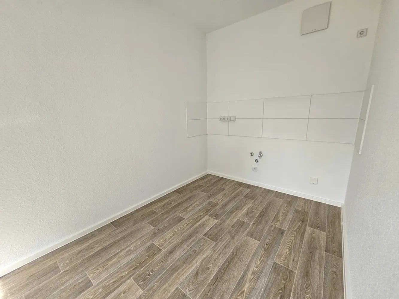 3 Zimmer Wohnung mit 65 m² in Halle (Saale) – Bild 3