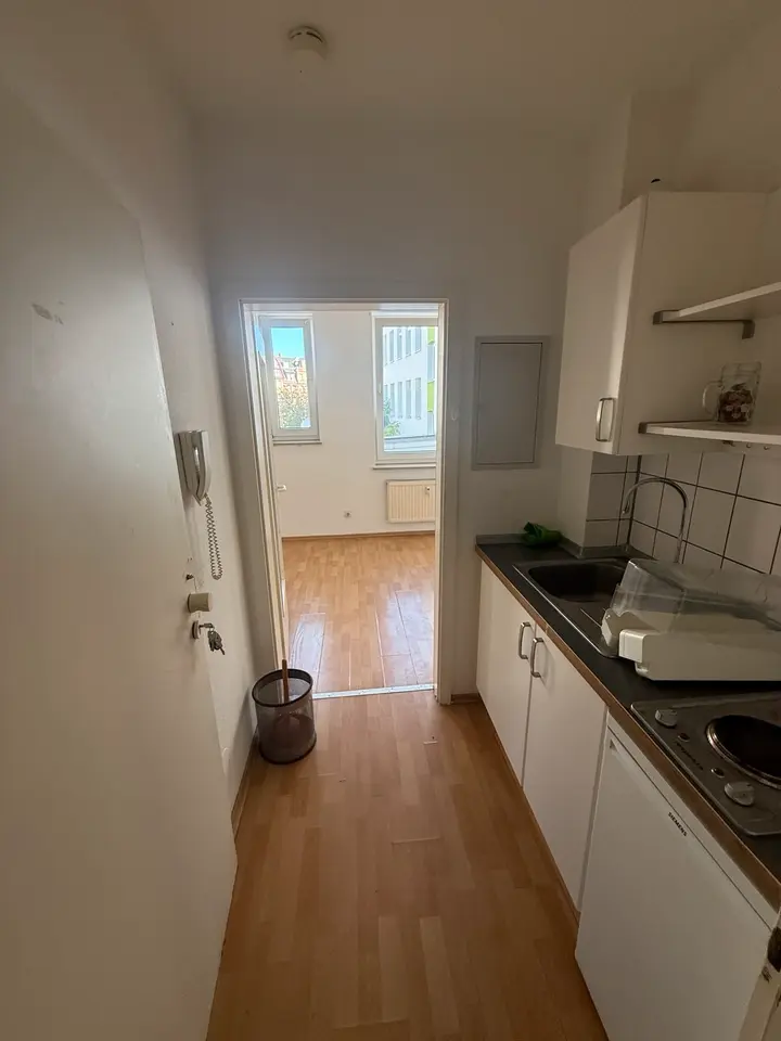 Studio with 27 m² in Fürth – Photo 5