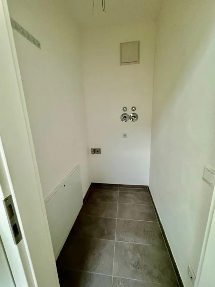 2 Zimmer Wohnung mit 64 m² in Berlin – Bild 7