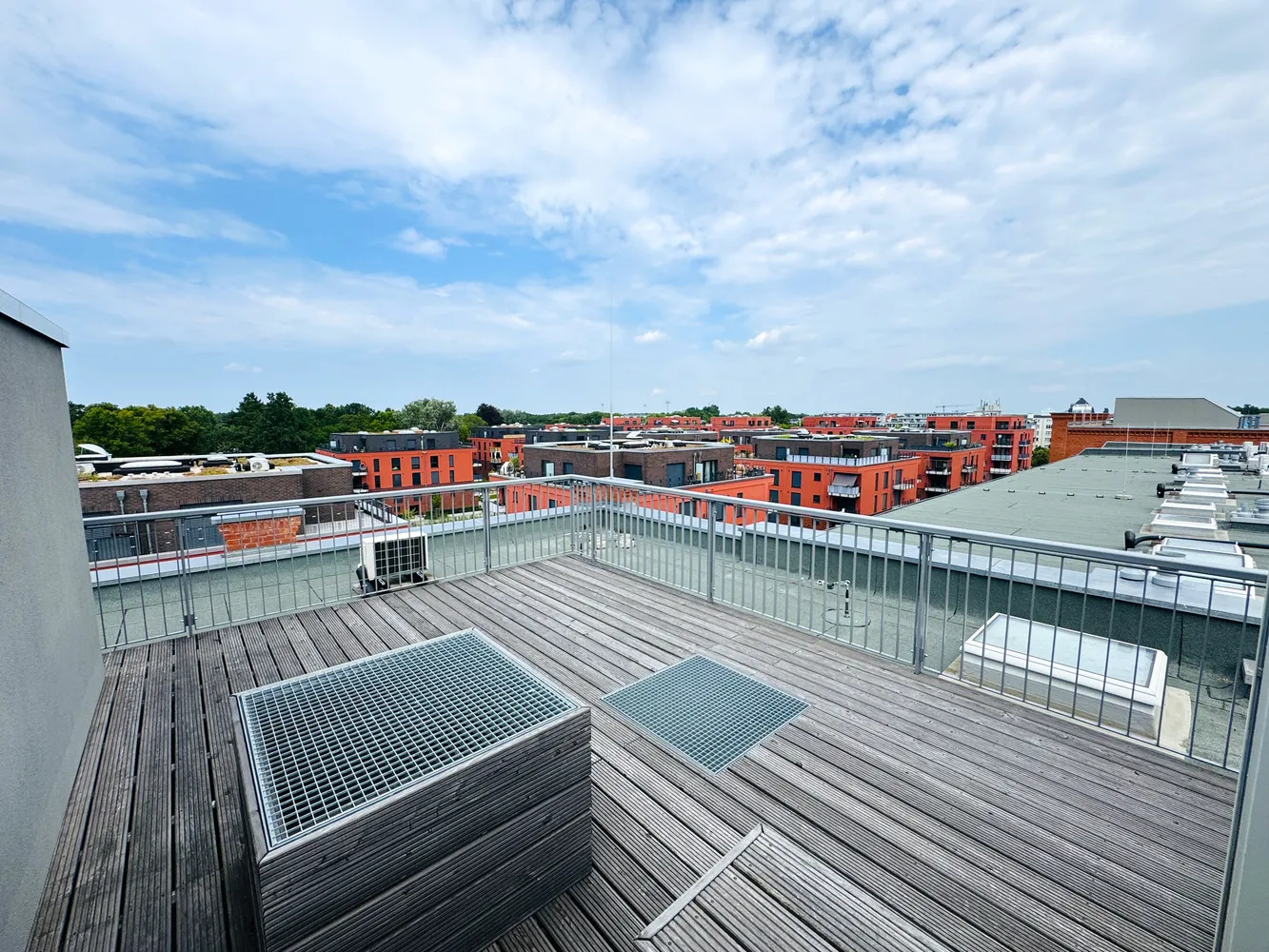 2 Zimmer Wohnung mit 85 m² in Berlin – Bild 2