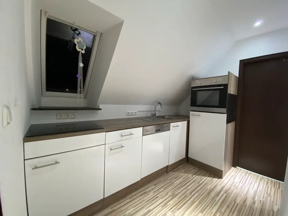 2 Zimmer Wohnung mit 65 m² in Bornheim – Bild 3