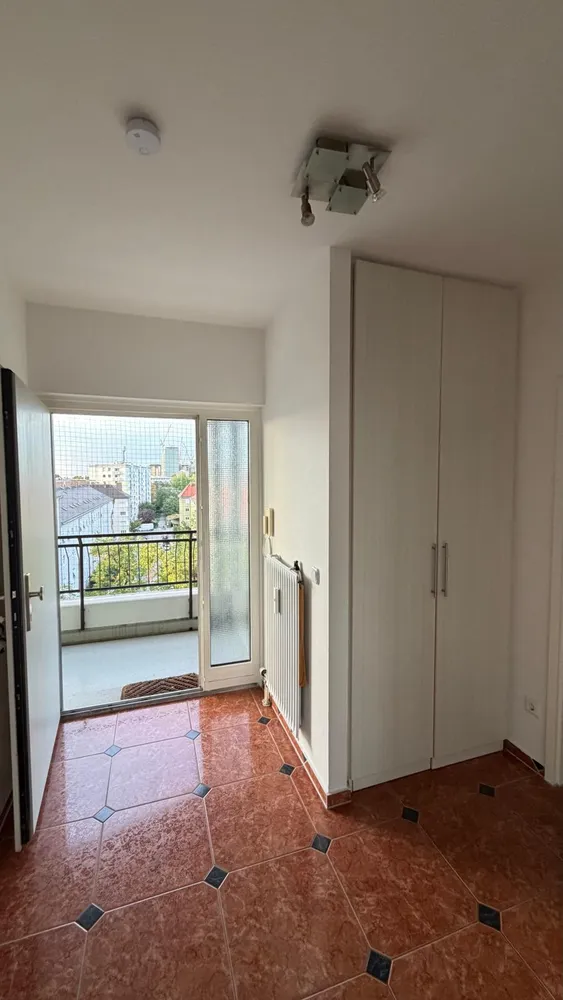 2 Zimmer Wohnung mit 70 m² in München – Bild 9
