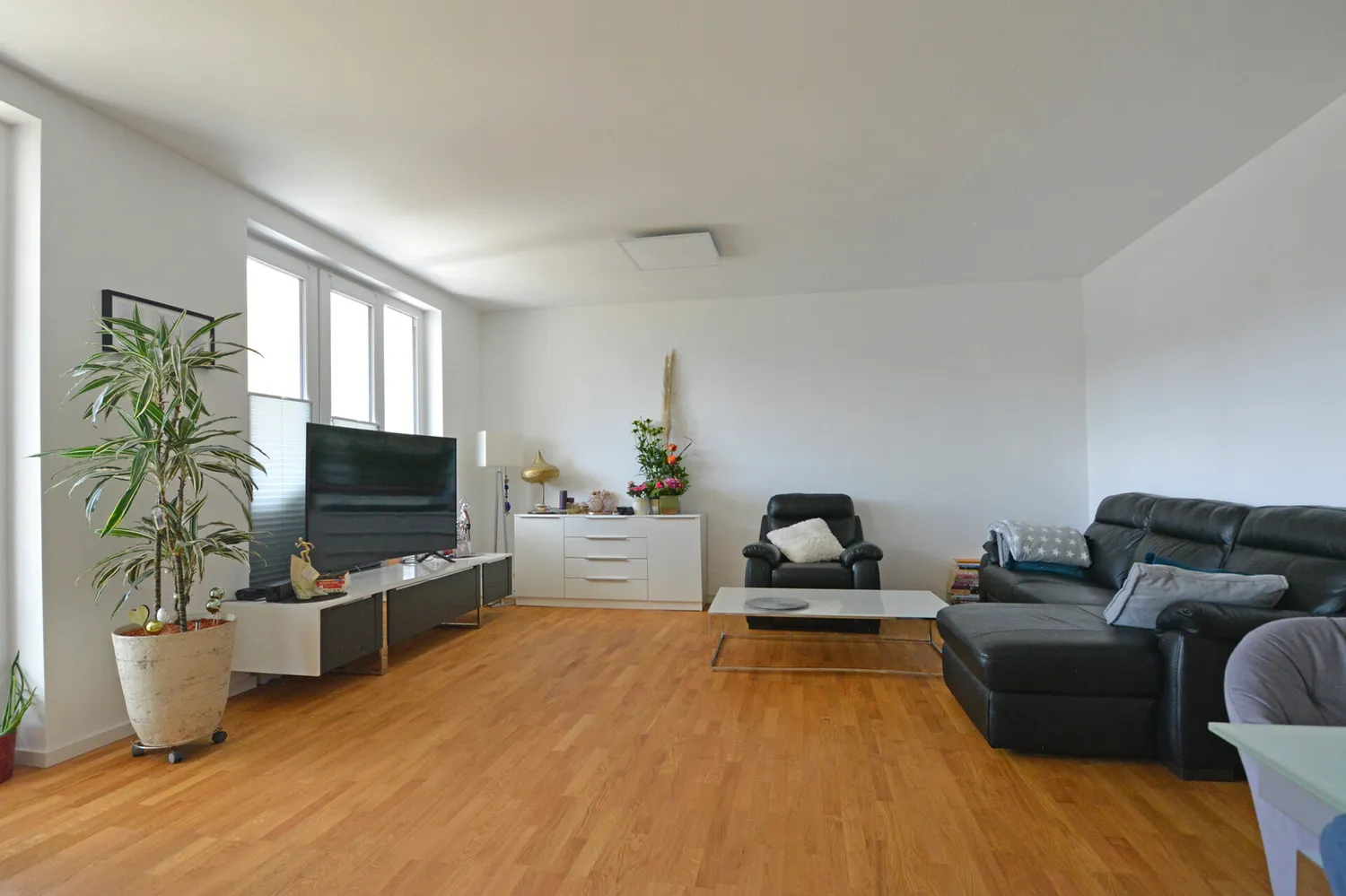3 Zimmer Wohnung mit 104 m² in Kassel – Bild 3