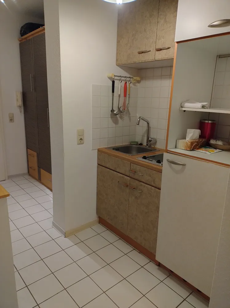 1 Zimmer Wohnung mit 28 m² in Frankfurt am Main – Bild 7