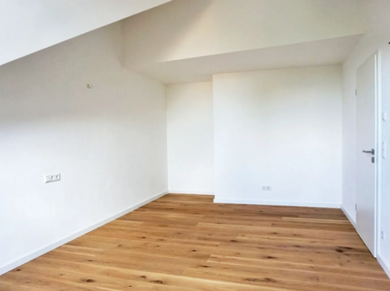 2 Zimmer Wohnung mit 122 m² in Coburg – Bild 5
