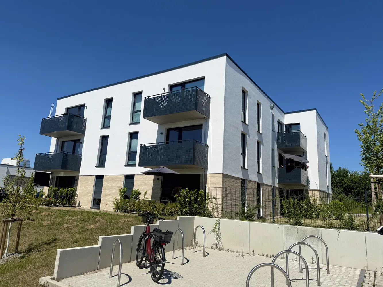 2 Zimmer Wohnung mit 70 m² in Güstrow – Bild 2