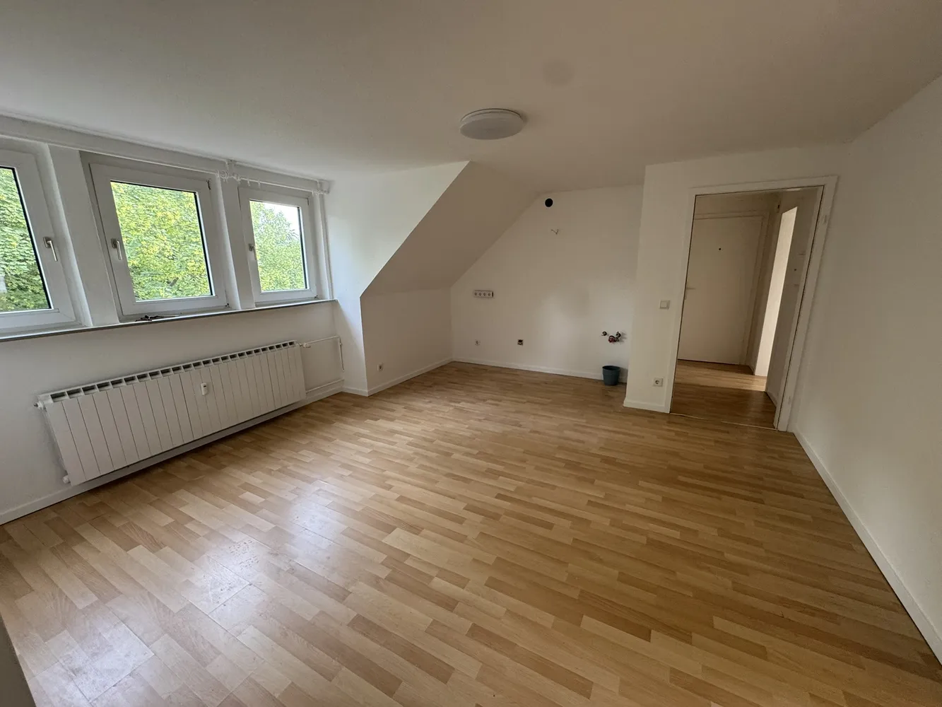2 Zimmer Wohnung mit 67 m² in Solingen – Bild 2