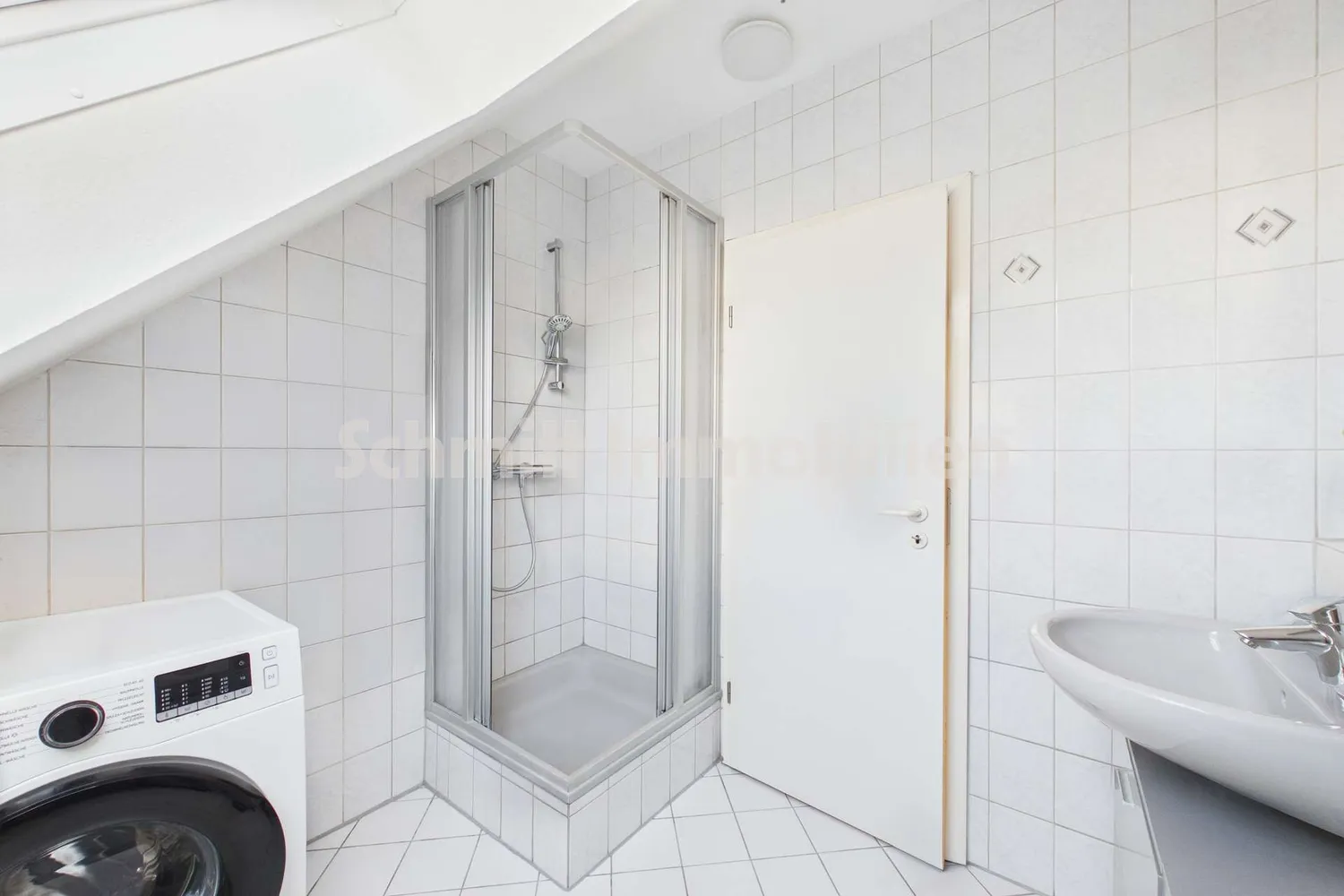 3 Zimmer Wohnung mit 83 m² in Frankfurt am Main – Bild 5