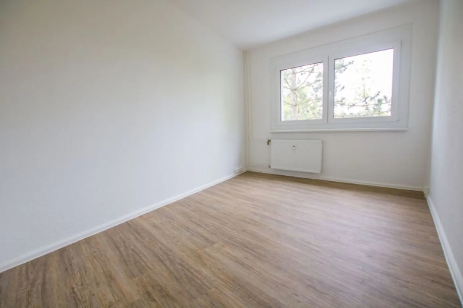 5 Zimmer Wohnung mit 100 m² in Halle (Saale) – Bild 7