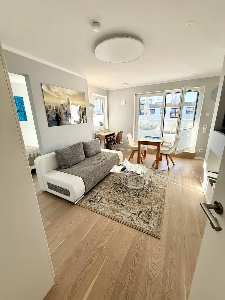 2 Zimmer Wohnung mit 54 m² in München – Bild 1