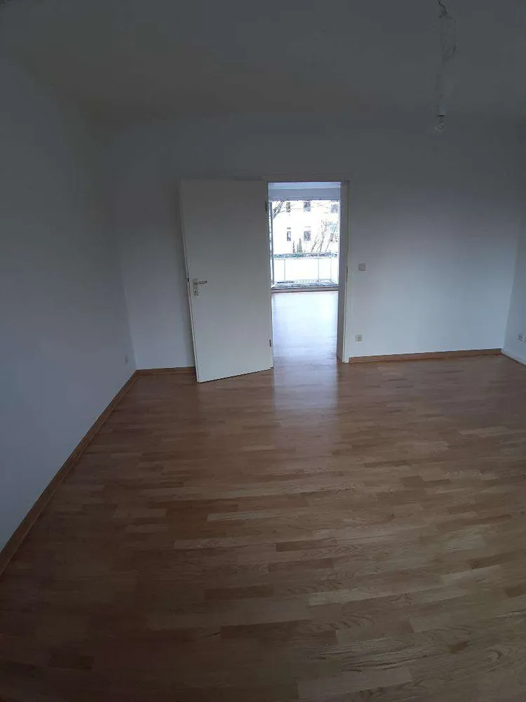 2 Zimmer Wohnung mit 57 m² in Essen – Bild 4