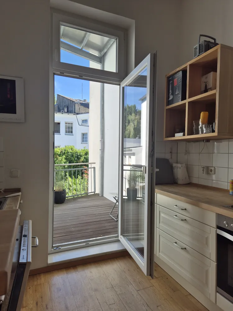 2 Zimmer Wohnung mit 78 m² in Düsseldorf – Bild 2