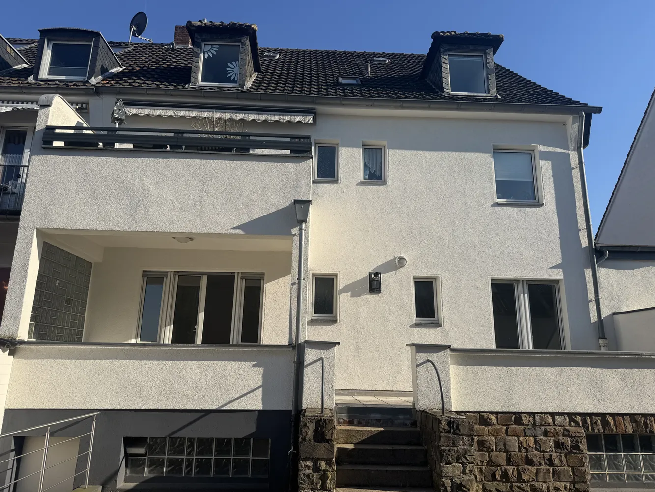 4 Zimmer Wohnung mit 90 m² in Köln – Bild 3