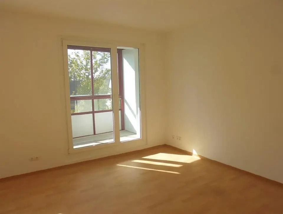 3 Zimmer Wohnung mit 58 m² in Bitterfeld-Wolfen – Bild 3