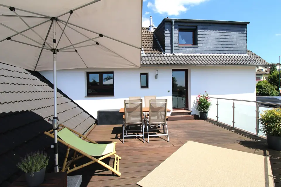 3 Zimmer Wohnung mit 115 m² in Langenfeld – Bild 4