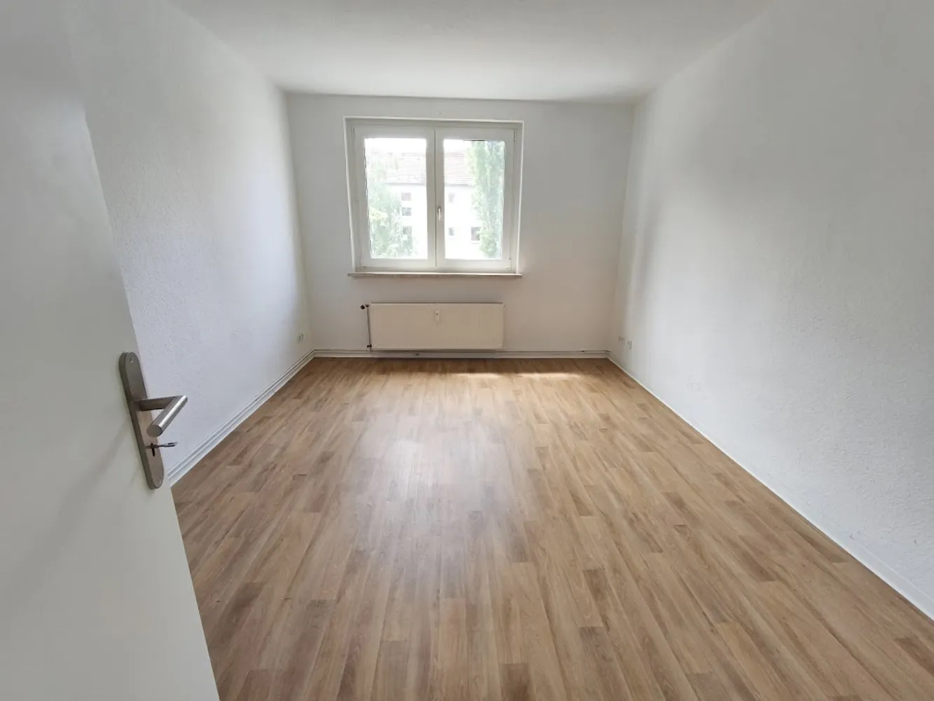 3 Zimmer Wohnung mit 58 m² in Merseburg – Bild 2