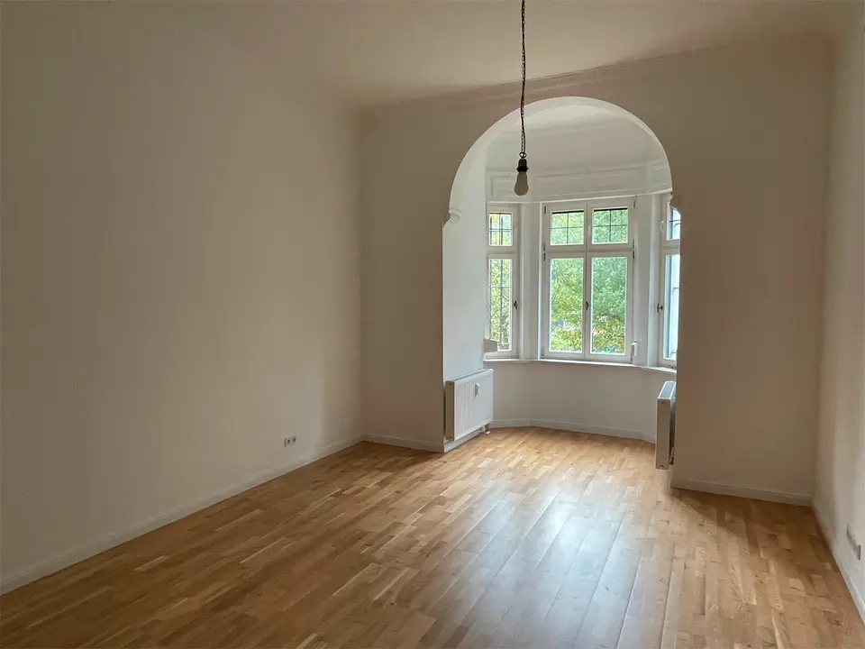 6 Zimmer Wohnung mit 221 m² in Eisenach – Bild 3