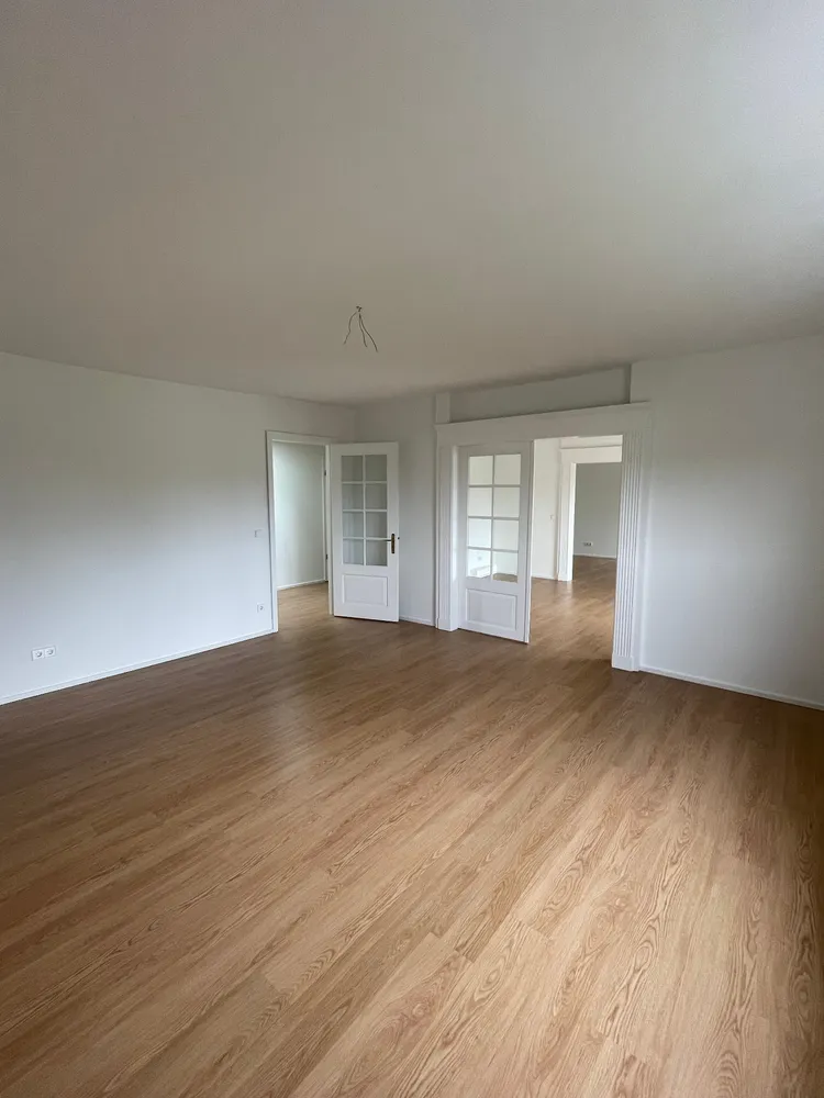 6 Zimmer Wohnung mit 170 m² in Hamburg – Bild 7