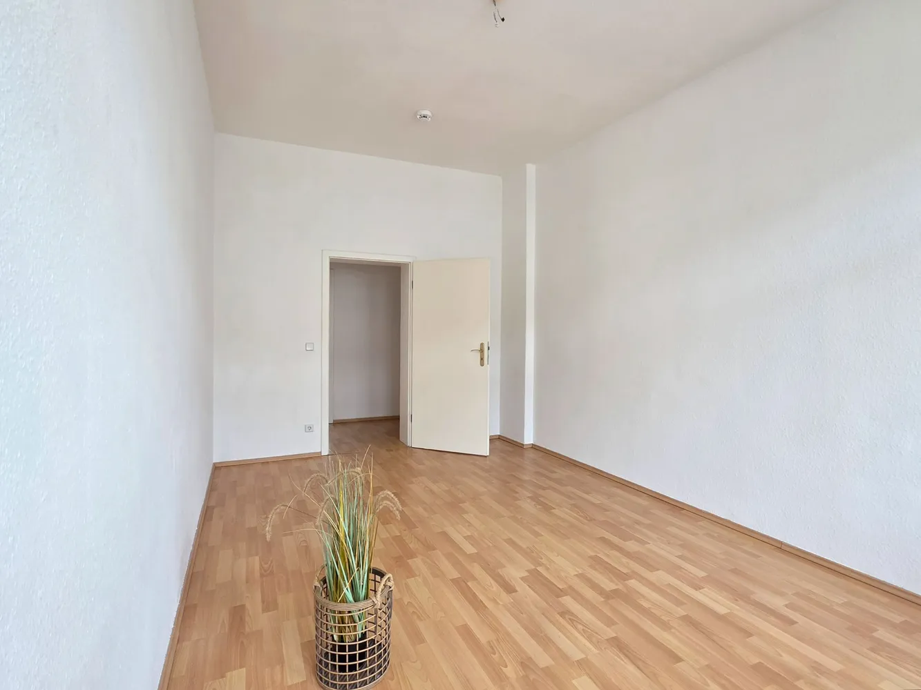 3 Zimmer Wohnung mit 96 m² in Magdeburg – Bild 4