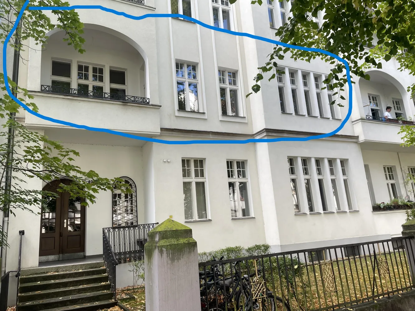 4 Zimmer Wohnung mit 132 m² in Berlin – Bild 1