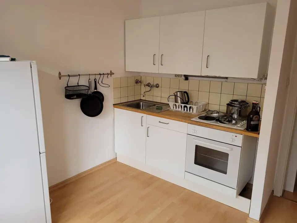 2 Zimmer Wohnung mit 40 m² in Karlsruhe – Bild 4