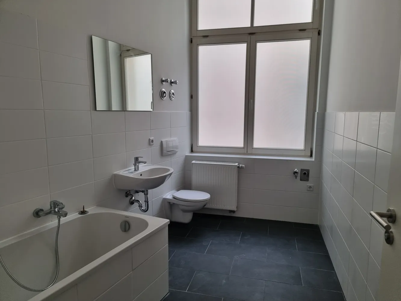 4 Zimmer Wohnung mit 147 m² in Halle (Saale) – Bild 4
