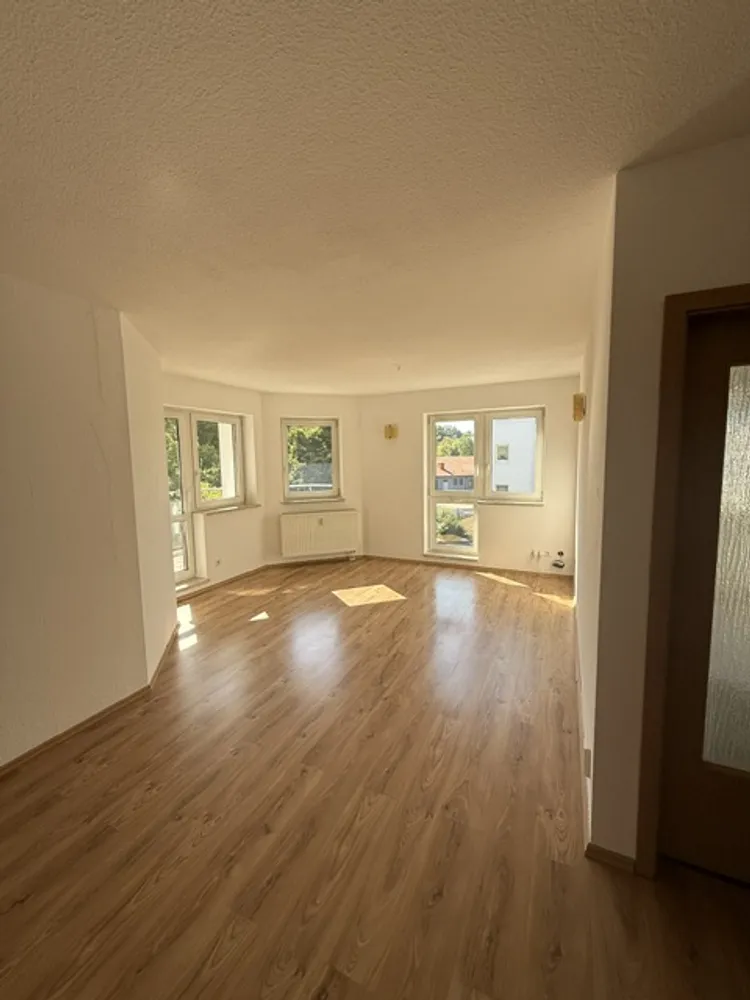 4 Zimmer Wohnung mit 89 m² in Halle (Saale) – Bild 3