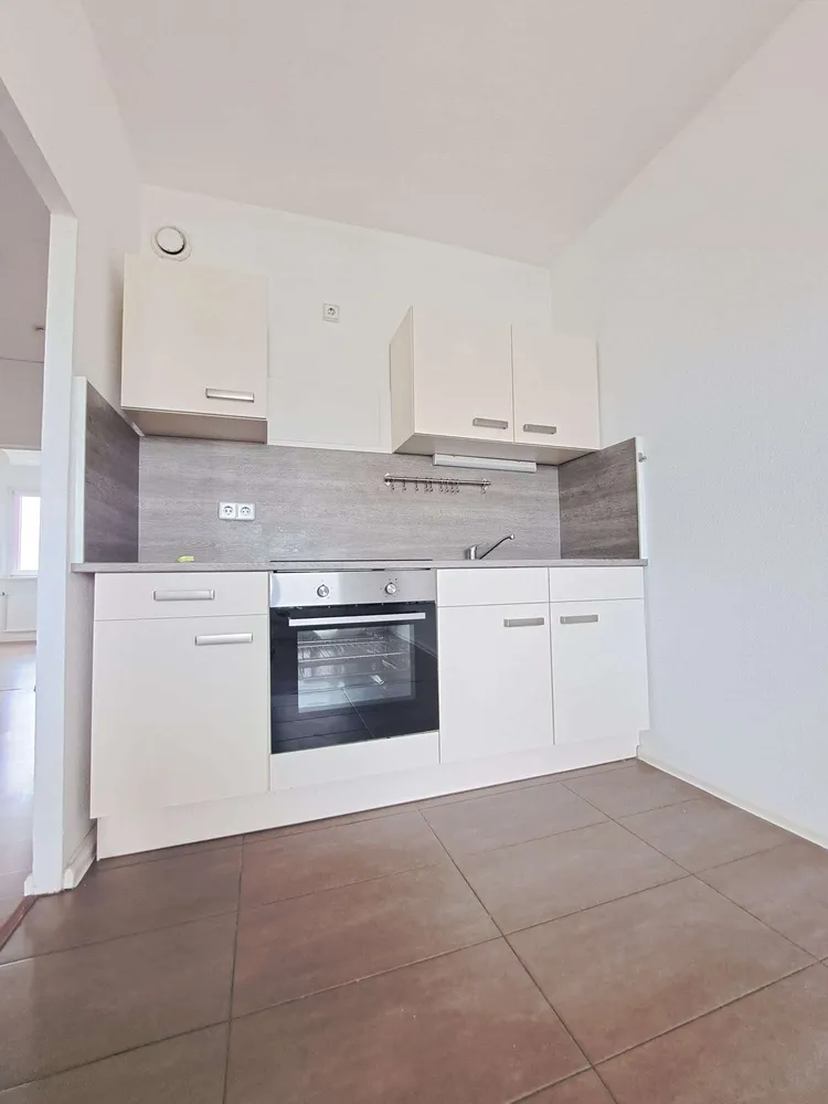 3 Zimmer Wohnung mit 57 m² in Halle (Saale) – Bild 2